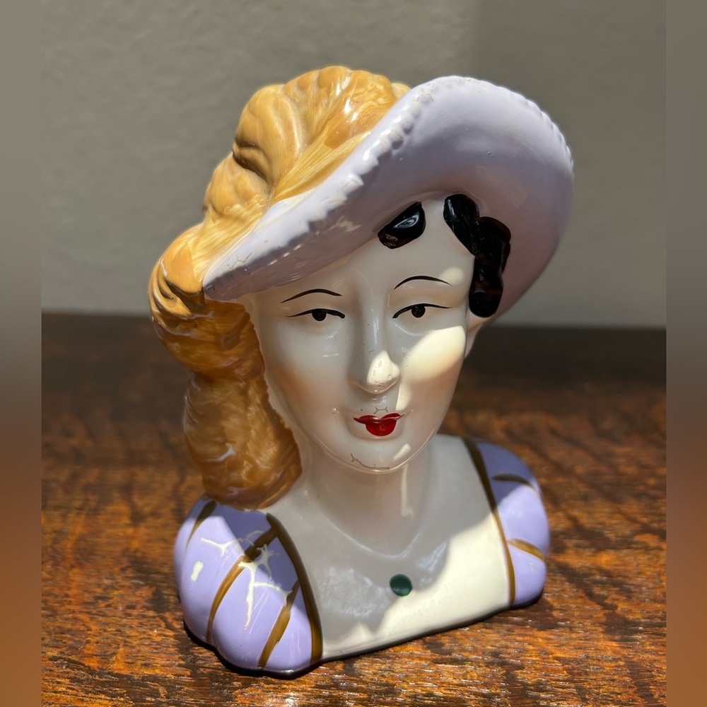 4 Vintage Antique Lady Porcelain Figurine Busts - Picture 4 of 9
